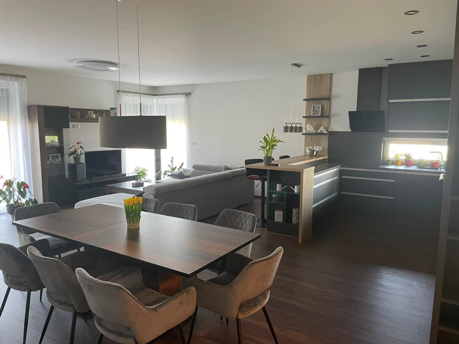 280383545_3264718510429575_3279814491222948161_n